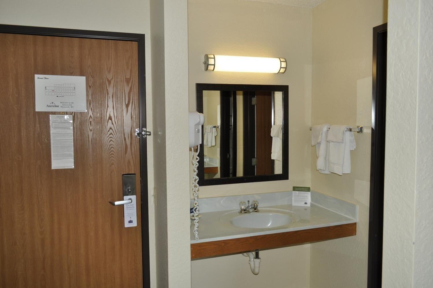 Americinn By Wyndham Plymouth Ngoại thất bức ảnh